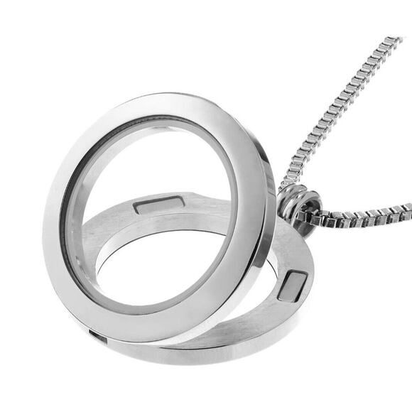 Floating Locket Silver Round Pendant With 18" Chain - Picture 2 of 7